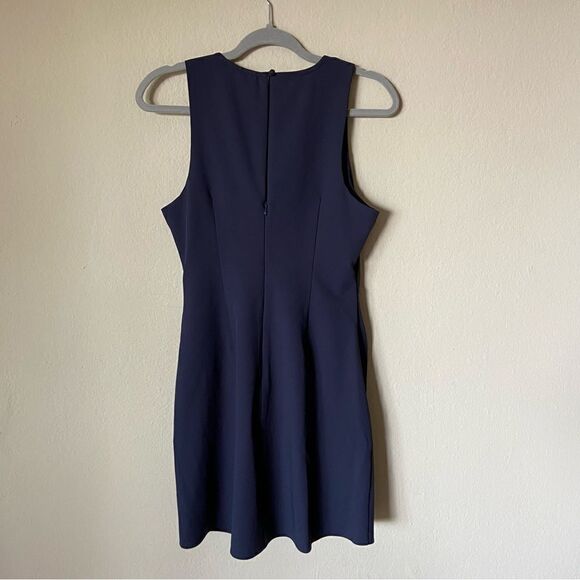 NWT Cinq A Sept Merryl Mini Blue Dress Keyhole Crepe Size 6 - Picture 14 of 17